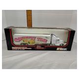 Racing Champions 1:64 racing team transporter