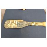 Wall decor paddle w/ wolves 24' L
