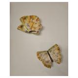 Lot of 2 ceramic wall decor