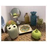 Estate lot of miscellaneous Bathroom Decor