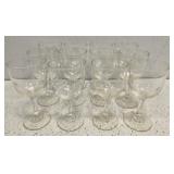 Set of 12 small stemmed glasses Set of 12 small stemmed glasses