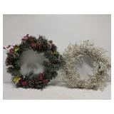 Lot of 2 wreaths Lot of 2 wreaths