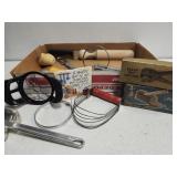 Lot of vintage cooking utensils Lot of vintage cooking utensils
