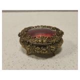 Vintage style metal trinket box Vintage style metal trinket box