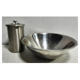 lot of 2 bowl & meet mess cooker