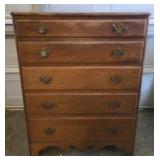 Vintage 5 drawer wood chest of drawers