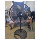 Lasko plastic fan