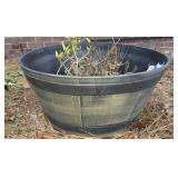 Barrel style planter