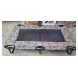 Heart to tail pet bed