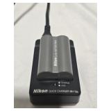 Nikon Quick Charger MH-18a with battery