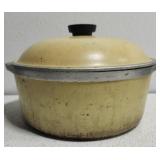 Club Aluminum yellow pot w lid