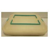 Large Tupperware cake carrier