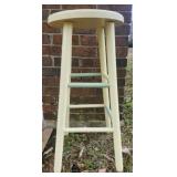 Bar stool yellow