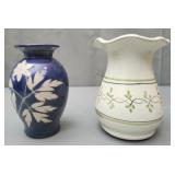 Lot of 2 pottery vases