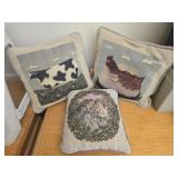 Lot of 3 small decorative pillows