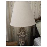 Lamp with seashells