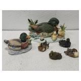 Lot of duck Figurines * 1 small chip