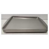 11 metal baking pans