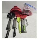 Estate lot of cookware