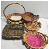 Lot of 7 baskets