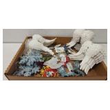 Tray lot of misc Christmas ornaments