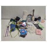 Estate lot of accessories