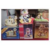 Lot of 3 porcelain decor