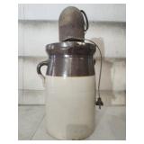 Electric butter churn