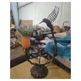Metal humming bird lamp as is