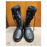 Pair of black boots Men