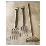 Pitch fork lot
