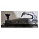 Chicago pneumatic dual piston air sander CP 768