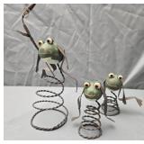Lot of 3 metal frogs