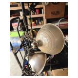 Lot of 2 heat lights