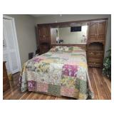 Thomasville queen tradition style bed set