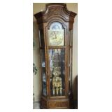 Howard Miller Grandfather clock w key