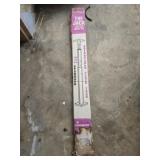 Tel-o-post adjustable floor jack