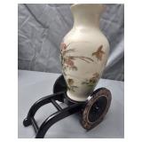 vintage Otagiri Japanese ginger Jar with base