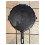 Very clean Griswold #7 cast iron pan