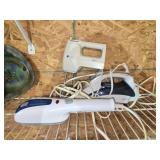 Lot of an iron, mixer, ect