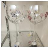 Set if 4 hand painted wine glasses