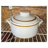 Daniele Collection stoneware pot with lid