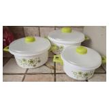Set of 3 plastic storage containers
