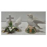 2 dove figurines