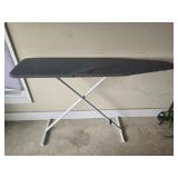 Foldable ironing board