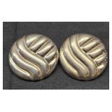Pair of sterling silver dainty round earrings 6.4g