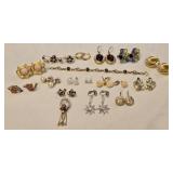 Lot of Costume Jewelry Earrings and Bracelet