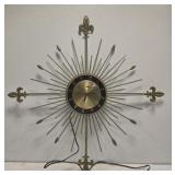 Vintage Lux brand plug in clock AS IS
