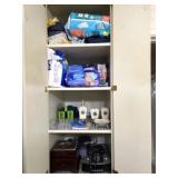 Estate Bathroom Cabinet Lot