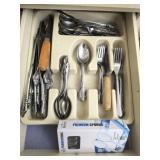 Estate lot of flatware